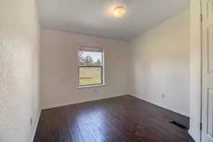 15715 SW Salmon Rd, Terrebonne, OR 97760 - Photo 20