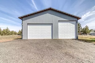 15715 SW Salmon Rd, Terrebonne, OR 97760 - Photo 24