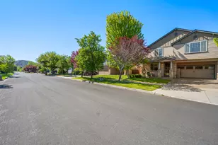 2910 NE Jackdaw Dr, Bend, OR 97701 - Photo 24