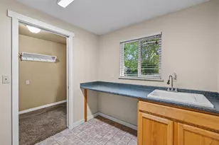 20607 Independence Way, Bend, OR 97701 - Photo 28