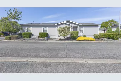 110 Red Oak Lane, Grants Pass, OR 97527 - Photo 2