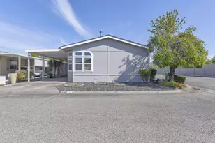 110 Red Oak Ln, Grants Pass, OR 97527 - Photo 4