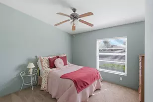 110 Red Oak Ln, Grants Pass, OR 97527 - Photo 24