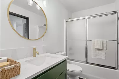 111 NW Hawthorne Avenue #APT 2, Bend, OR 97703 - Photo 24