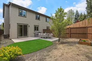 20724 Sierra Dr, Bend, OR 97701 - Photo 30