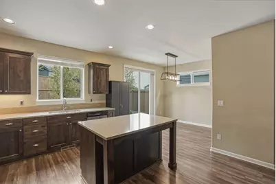 20724 Sierra Drive, Bend, OR 97701 - Photo 8