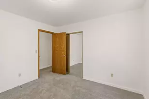 204 NW Sinclair Dr, Grants Pass, OR 97526 - Photo 30