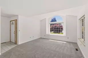 204 NW Sinclair Dr, Grants Pass, OR 97526 - Photo 6