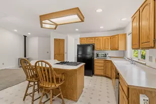 204 NW Sinclair Dr, Grants Pass, OR 97526 - Photo 14