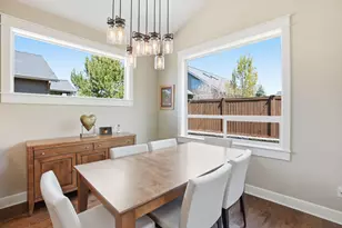 61065 Manhae Loop, Bend, OR 97702 - Photo 20