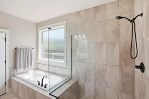 61065 Manhae Loop, Bend, OR 97702 - Photo 24