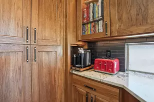 61065 Manhae Loop, Bend, OR 97702 - Photo 12