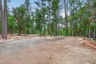 981 Upper Applegate Rd, Jacksonville, OR 97530 - Photo 32