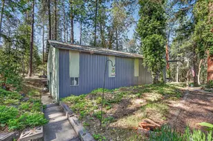 981 Upper Applegate Rd, Jacksonville, OR 97530 - Photo 22