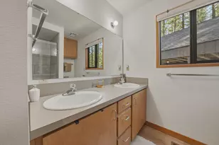 70483 Ponderosa Ln, Black Butte Ranch, OR 97759 - Photo 16