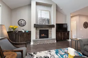 20821 SE Humber Ln, Bend, OR 97702 - Photo 16
