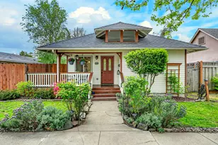 1117 W 9th St, Medford, OR 97501 - Photo 1
