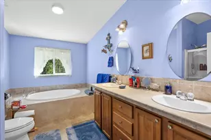 4829 Jumpoff Joe Creek Rd, Grants Pass, OR 97526 - Photo 18