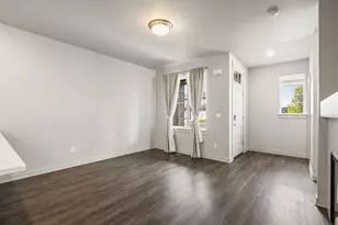 2366 NE Victor Pl, Bend, OR 97701 - Photo 6