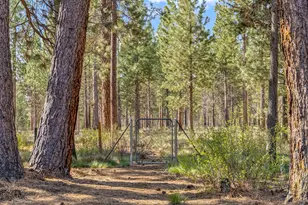 16983 Jacinto Rd, Bend, OR 97707 - Photo 4