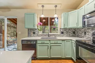 16983 Jacinto Rd, Bend, OR 97707 - Photo 8