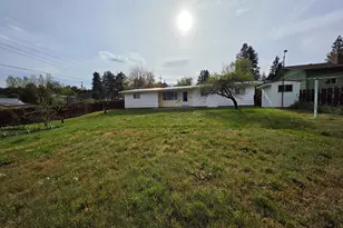 1905 Lancaster Ave, Klamath Falls, OR 97601 - Photo 20