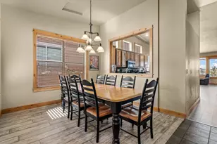 863 SW Blakely Rd, Bend, OR 97702 - Photo 12