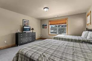 863 SW Blakely Rd, Bend, OR 97702 - Photo 18