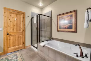 863 SW Blakely Rd, Bend, OR 97702 - Photo 16