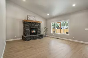 60163 Crater Rd, Bend, OR 97702 - Photo 14
