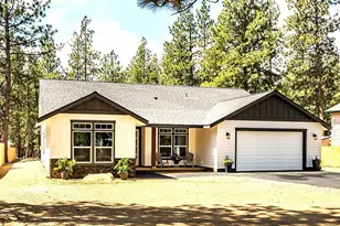 60163 Crater Rd, Bend, OR 97702 - Photo 2
