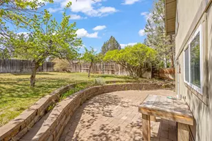 2236 NE Meadow Ln, Bend, OR 97701 - Photo 40