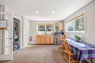2236 NE Meadow Ln, Bend, OR 97701 - Photo 28