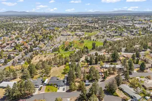 2236 NE Meadow Ln, Bend, OR 97701 - Photo 42