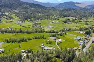 2447 Stringer Gap Rd, Grants Pass, OR 97527 - Photo 28