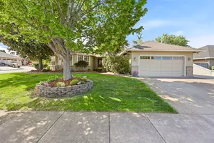 3396 Alameda St, Medford, OR 97504 - Photo 1