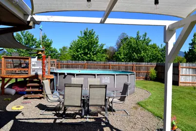 2821 S River Road, Grants Pass, OR 97527 - Photo 30