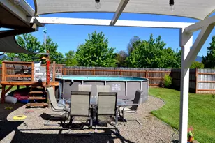 2821 S River Rd, Grants Pass, OR 97527 - Photo 30