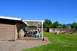 2821 S River Rd, Grants Pass, OR 97527 - Photo 42
