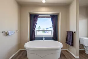 34234 Glen Dr, Chiloquin, OR 97624 - Photo 8