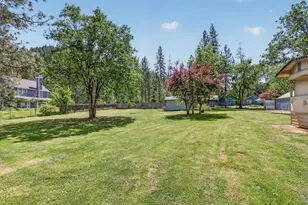 459 Savage Creek Rd, Grants Pass, OR 97527 - Photo 22