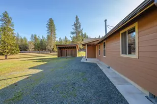 2410 Robertson Bridge Rd, Grants Pass, OR 97526 - Photo 8