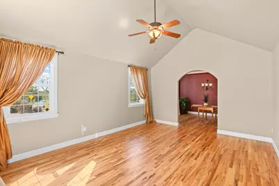 935 Applegate Street, Jacksonville, OR 97530 - Photo 4
