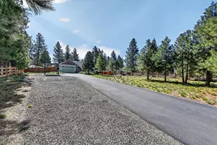 19563 Apache Rd, Bend, OR 97702 - Photo 58