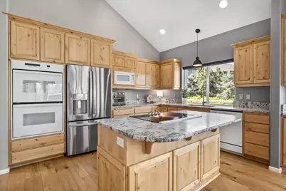 1938 Osprey Drive, Redmond, OR 97756 - Photo 14