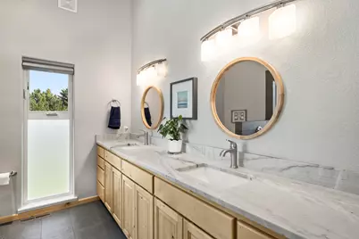 1938 Osprey Drive, Redmond, OR 97756 - Photo 20
