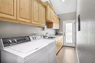 1938 Osprey Dr, Redmond, OR 97756 - Photo 28