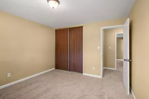 567 N Stoneham, Medford, OR 97504 - Photo 20