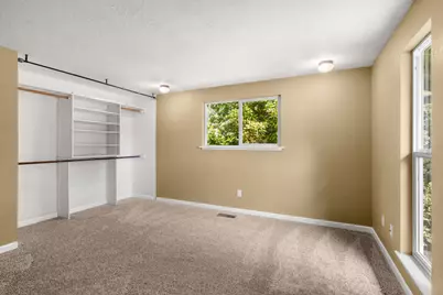 567 N Stoneham, Medford, OR 97504 - Photo 14