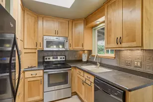 5520 Riverbanks Rd, Grants Pass, OR 97527 - Photo 8
